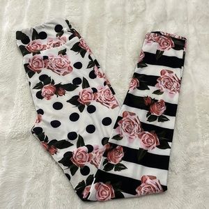 Lularoe Tween Rose leggings